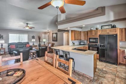 Cozy Lake Havasu City Home with Outdoor Oasis! - image 9