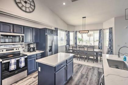 Sunny Lake Havasu Home with Lake and Mtn Views! - image 9