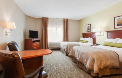 Candlewood Suites Lake Jackson an IHG Hotel - image 18