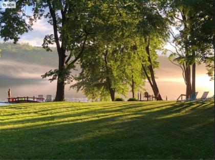 the Elms Waterfront Cottages Lake Luzerne