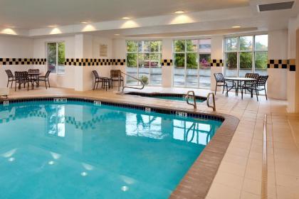 Hilton Garden Inn Lake Oswego - image 6