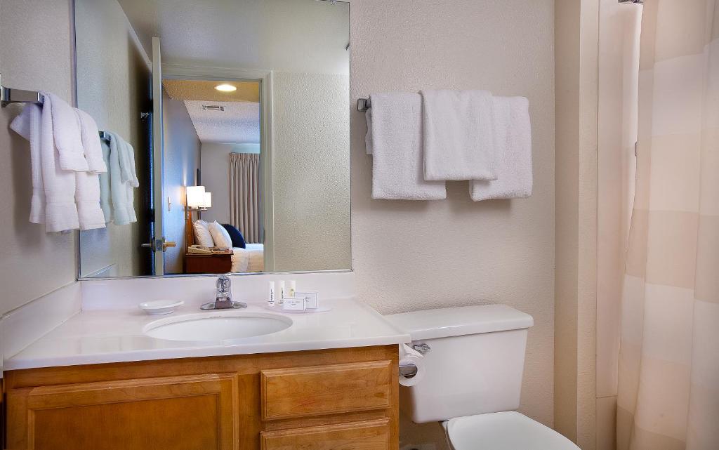 Residence Inn by Marriott Portland South-Lake Oswego - image 2