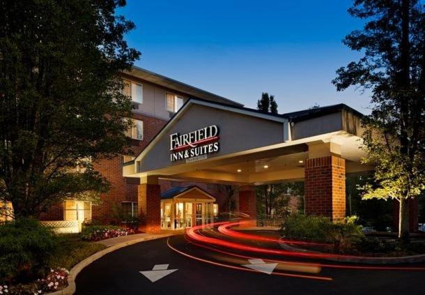 Fairfield Inn & Suites Portland South/Lake Oswego - image 2