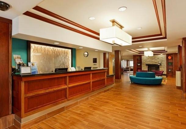 Fairfield Inn & Suites Portland South/Lake Oswego - image 4