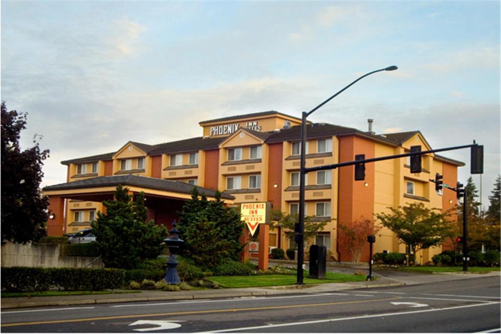 Phoenix Inn & Suites Lake Oswego - main image