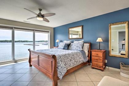 Lakefront Ozark Escape with Community Amenities - image 10