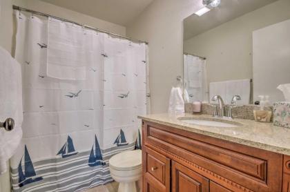 Modern Condo with Fire Pit 1 Mi to Lake Ozark! - image 18