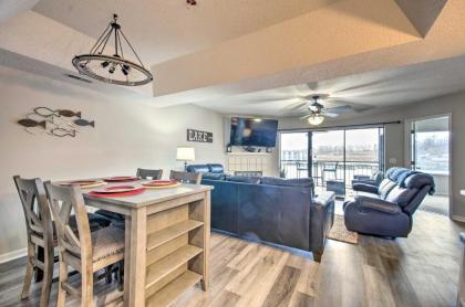 Lakefront Condo with Boat Slip Dock and Pools! - image 18