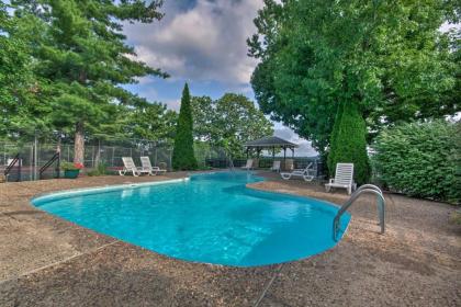 Lakefront Condo with Boat Slip Dock and Pools! - image 8