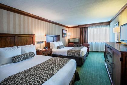 Crowne Plaza Lake Placid an IHG Hotel - image 14