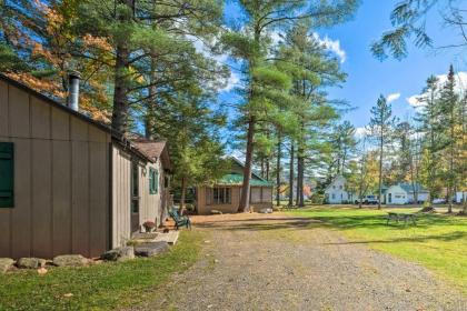 Lake Pleasant Cabin 3 Acres Kayaks and Beach! - image 3