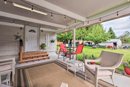 Charming Updated Studio Walk to Lake Stevens - image 3