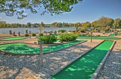 Waterfront Black Hawk Home Game Room and Boat Dock! - image 12