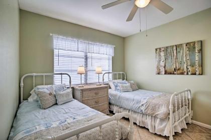 Charming 2BR Lake Worth Condo Steps from the Water - image 9