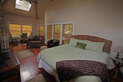 The Inn at Shasta Lake - image 12