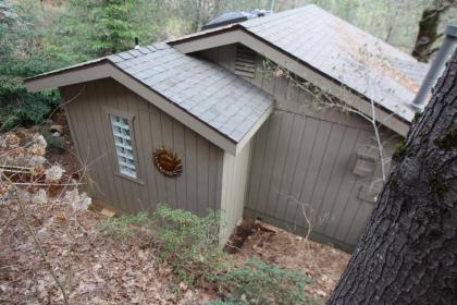 The Inn at Shasta Lake - image 6