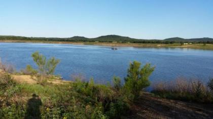 Medina Lake Camping Resort Studio Cabin 2 - image 8