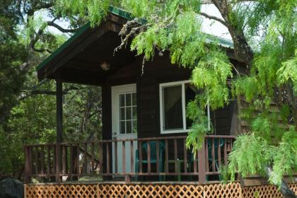 medina Lake Camping Resort Cabin 7