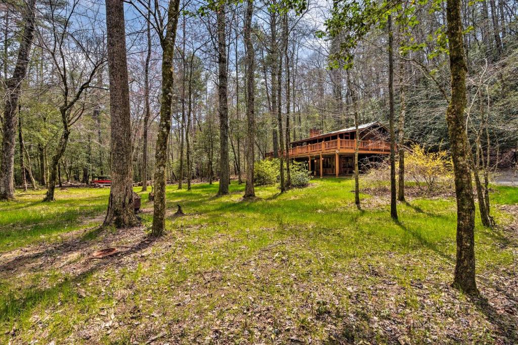 Seed Lake Home on 14 Acres with Dock and Kayaks! - image 6