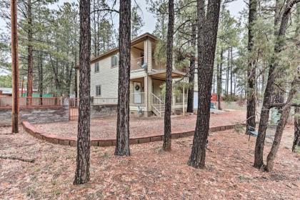 Lakeside Cabin with Yard - Walk to Rainbow Lake - image 2