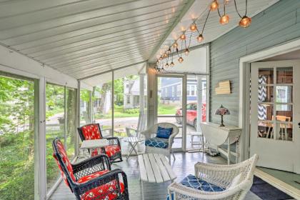 Spacious Lakeside Cottage - 2 Miles to Marblehead! - image 2