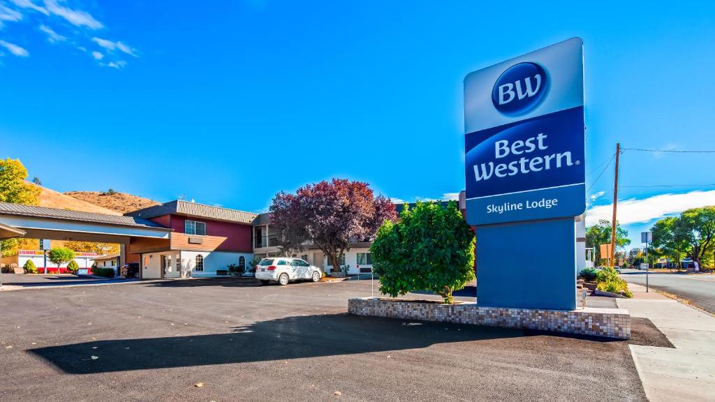 Best Western Skyline Motor Lodge - image 6