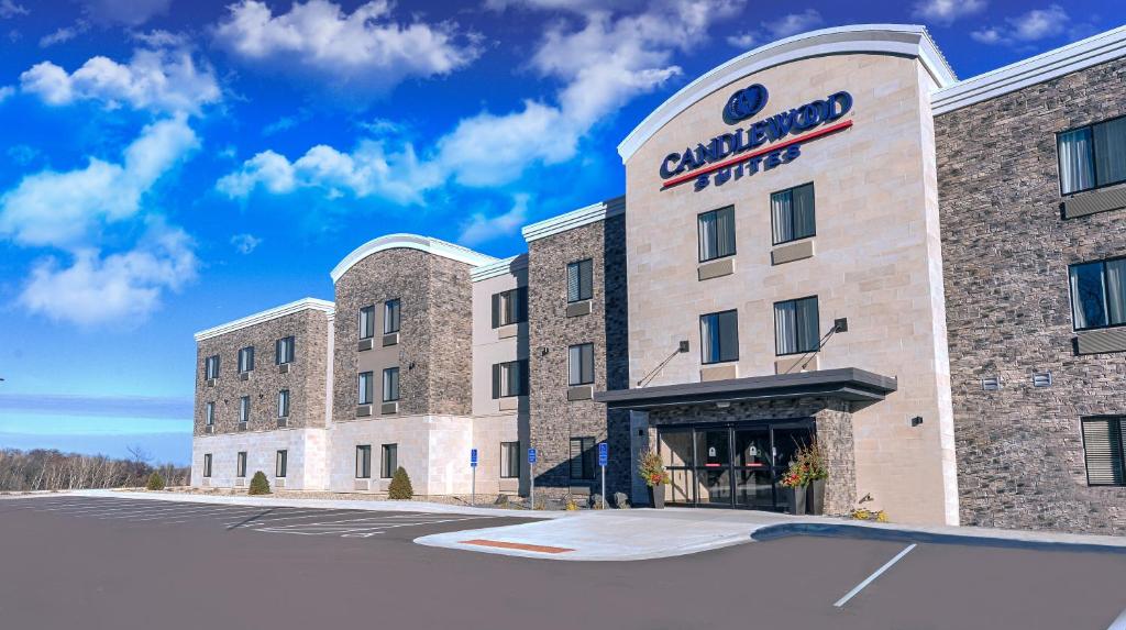 Candlewood Suites Lakeville I-35 an IHG Hotel - main image