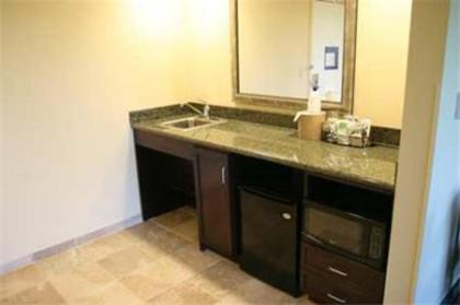 Hampton Inn and Suites Austin - Lakeway - image 10