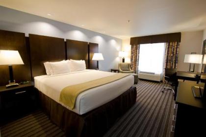 Holiday Inn Express Lakeway - image 3