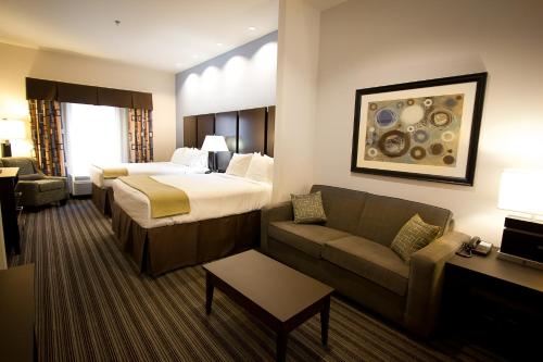 Holiday Inn Express Lakeway - image 6