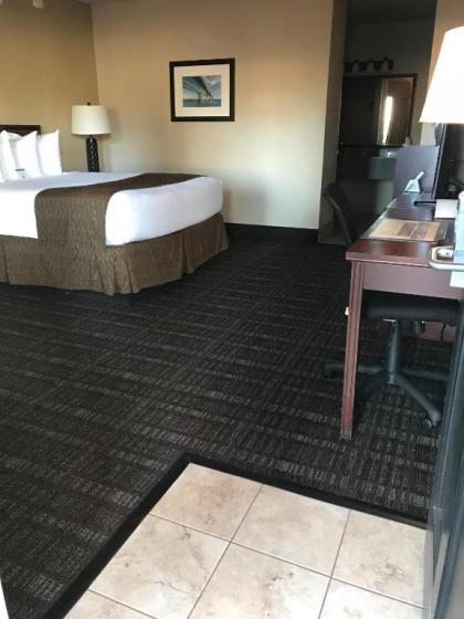 Best Western Lakewood - image 9