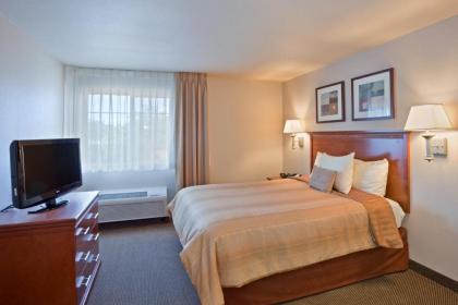 Candlewood Suites Lakewood an IHG Hotel - image 15