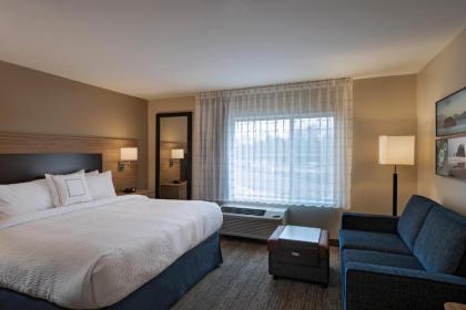 TownePlace Suites by Marriott Tacoma Lakewood - image 4