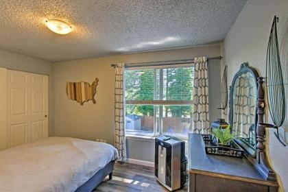 Townhome with Yard 3 Mi to Camp Murray and JBLM - image 15