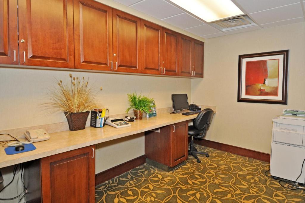 Homewood Suites by Hilton Denver West - Lakewood - image 6