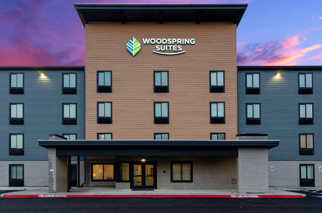 WoodSpring Suites Tacoma - Lakewood - image 2