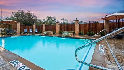 Best Western Plus Lampasas Inn & Suites - image 13