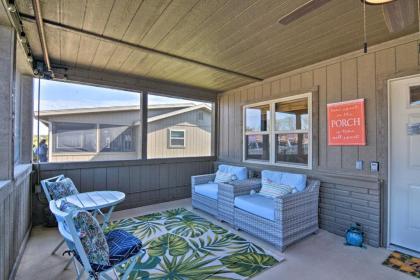 Resort Cabin with Nearby Pool and Lake Access