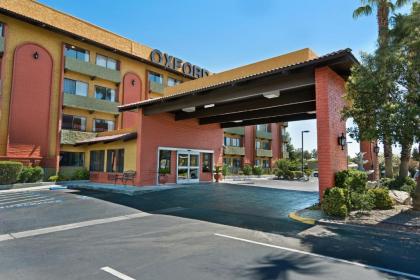 Oxford Suites Lancaster California