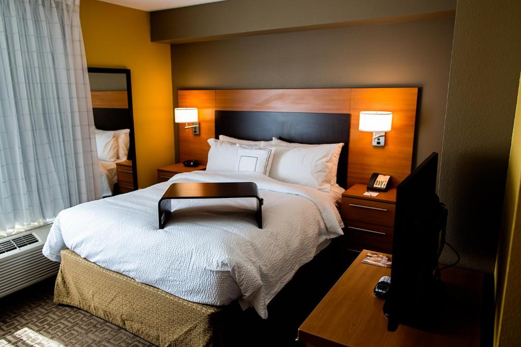 TownePlace Suites by Marriott Lancaster - image 6