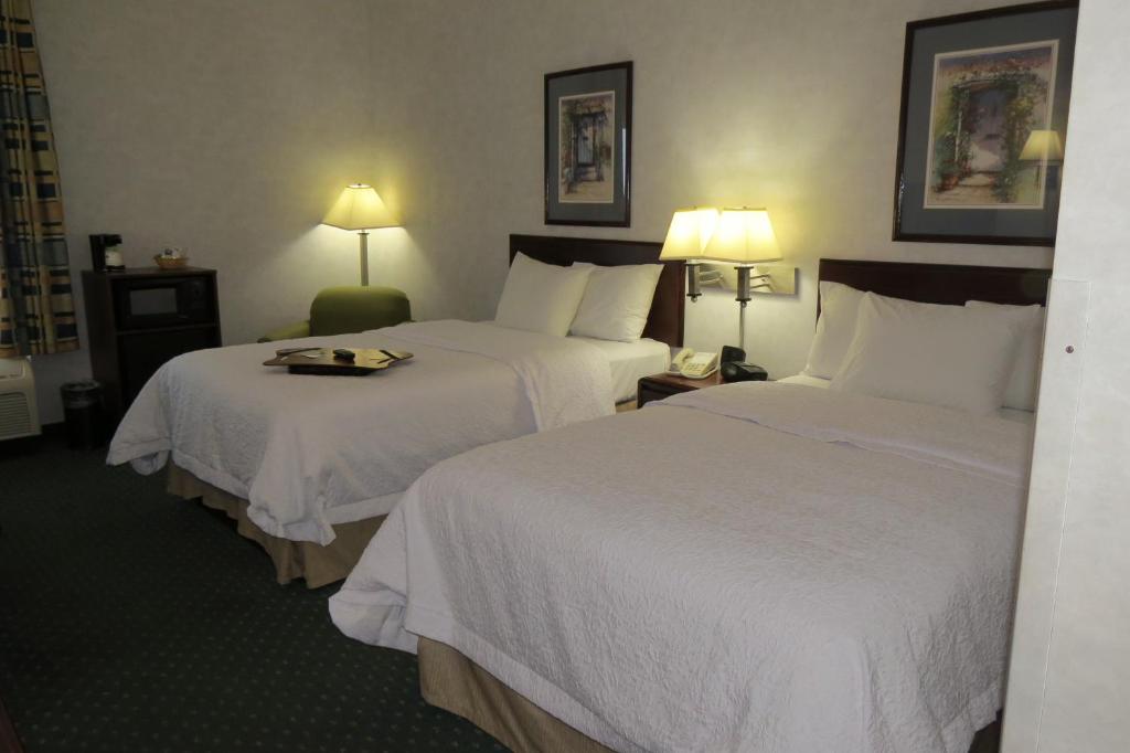 Hampton Inn Lancaster - image 3