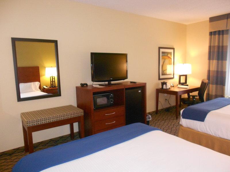 Holiday Inn Express Hotel & Suites Lancaster - main image