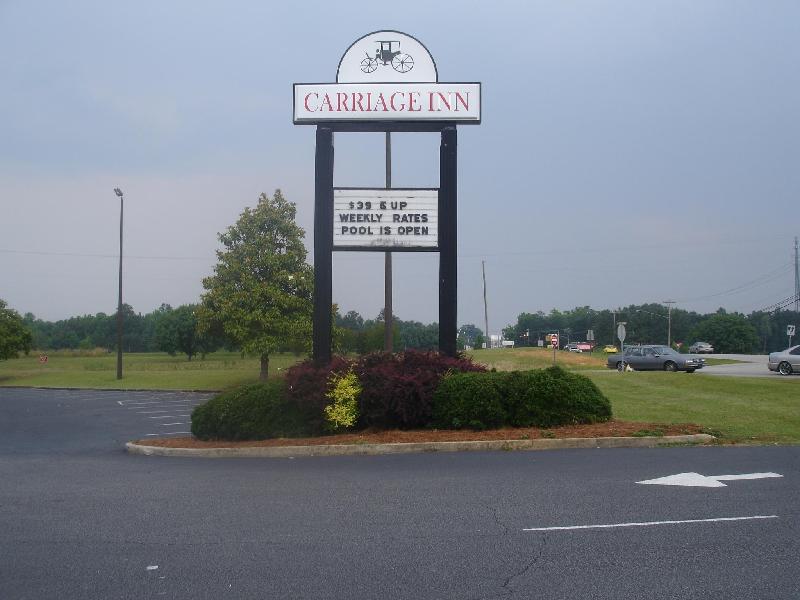 Carriage Inn - main image