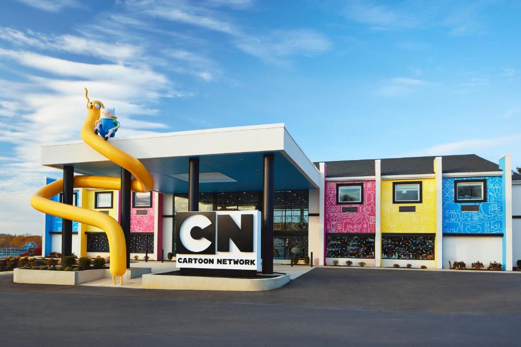 Cartoon Network Hotel - main image