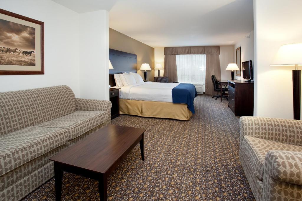 Holiday Inn Express Hotel & Suites Lander an IHG Hotel - image 6