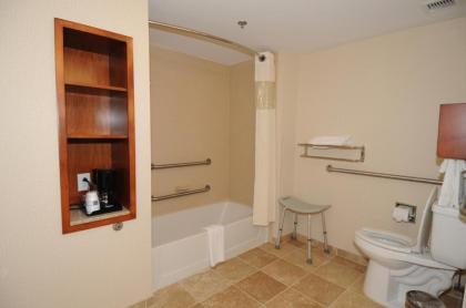 Hampton Inn & Suites Lanett/West Point - image 14