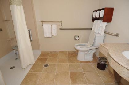 Hampton Inn & Suites Lanett/West Point - image 16