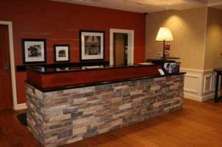 Hampton Inn & Suites Lanett/West Point - image 3