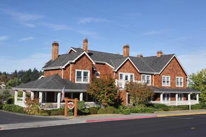 Saratoga Inn - image 1