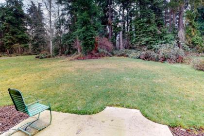 Saratoga Passage Bungalow - image 11